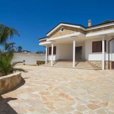 Cesaranum بيت ضيافة 3*